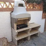 Mondriana Villa *