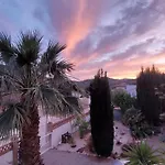 Villa Mondriana *