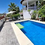 Villa Mondriana *